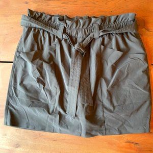 Athleta olive green skorts